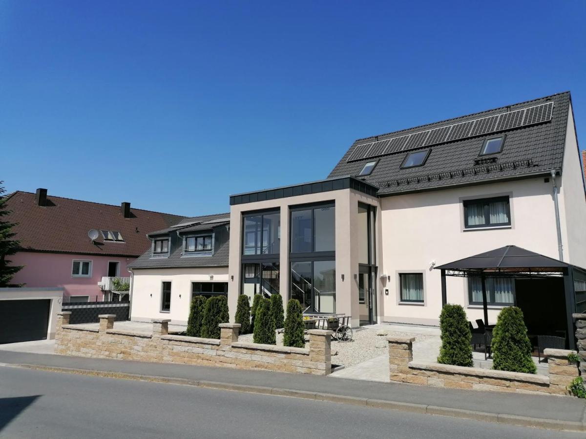 Adelsdorf 涅布勒乡村旅馆酒店 外观 照片